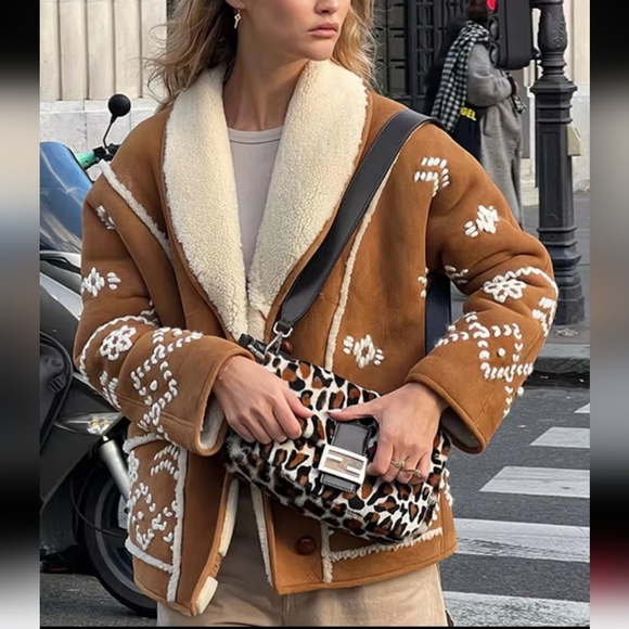 Jackets & Blazers - Embroidery Women Coat Long Sleeve V-neck Single Breasted Female Jacket Autumn